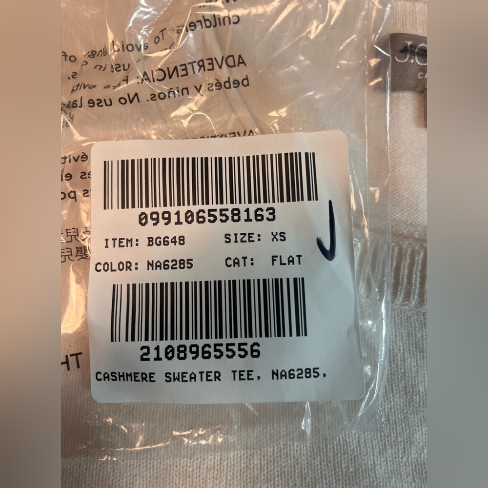J.Crew NWOT Cashmere relaxed T-shirt in ivory - Picture 7 of 8